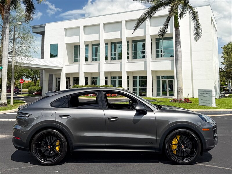 2026 Porsche Cayenne GTS Coupe   - Photo 69 - Bonita Springs, FL 34134