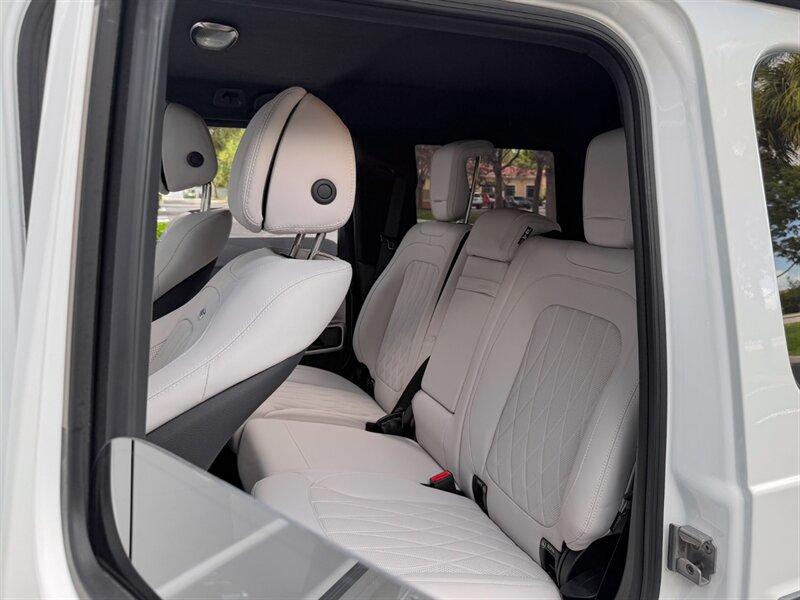 2025 Mercedes-Benz AMG G 63 - Photo 29 - Bonita Springs, FL 34134
