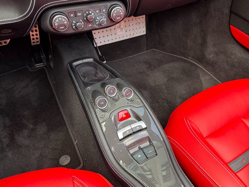 2014 Ferrari 458 Spider - Photo 17 - Bonita Springs, FL 34134