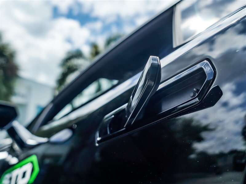 2022 Lamborghini Huracan STO - Photo 33 - Bonita Springs, FL 34134