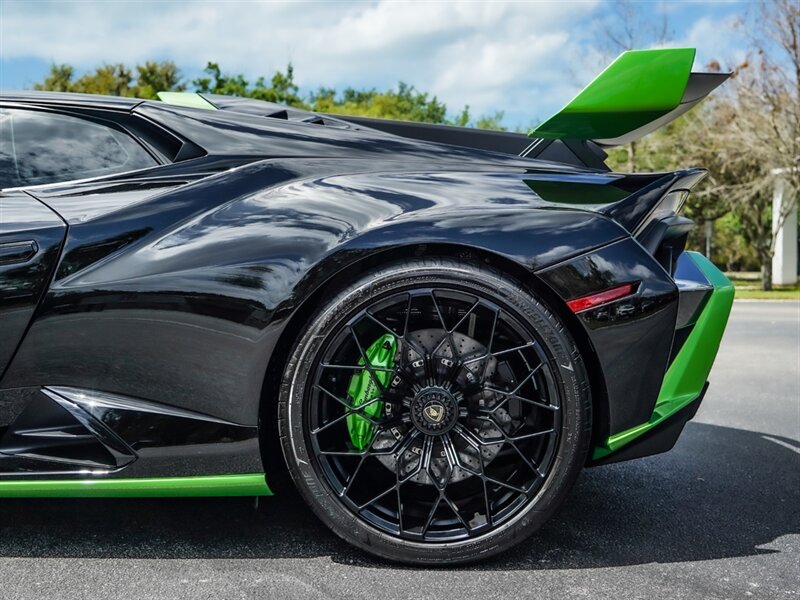 2022 Lamborghini Huracan STO - Photo 30 - Bonita Springs, FL 34134