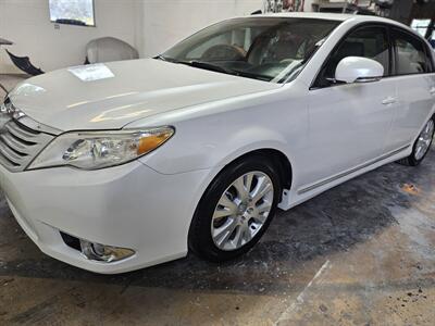 2012 Toyota Avalon XLS   - Photo 1 - Spicewood, TX 78669