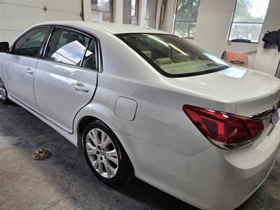 2012 Toyota Avalon XLS   - Photo 3 - Spicewood, TX 78669