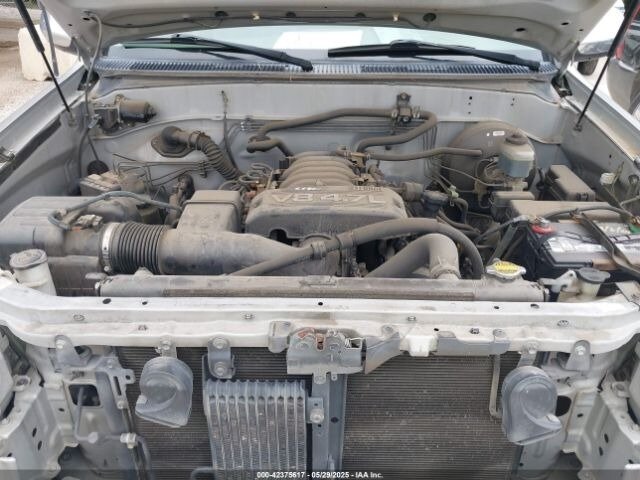 2005 Toyota Tundra SR5 - Photo 1 - Spicewood, TX 78669