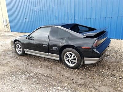 1986 Pontiac Fiero GT   - Photo 2 - Spicewood, TX 78669