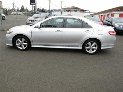 2010 Toyota Camry SE   - Photo 4 - Spicewood, TX 78669