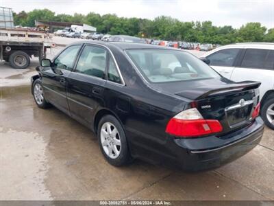 2003 Toyota Avalon XLS   - Photo 2 - Spicewood, TX 78669