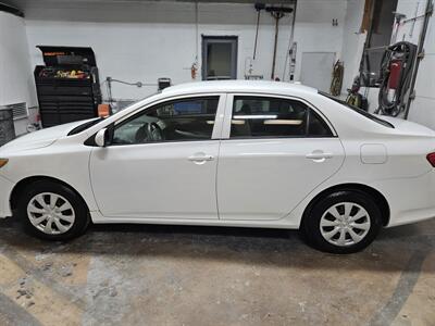 2010 Toyota Corolla LE   - Photo 3 - Spicewood, TX 78669