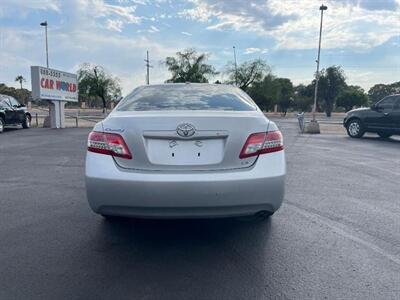 2011 Toyota Camry   - Photo 4 - Spicewood, TX 78669