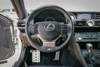 2017 Lexus RC 350   - Photo 18 - Spicewood, TX 78669