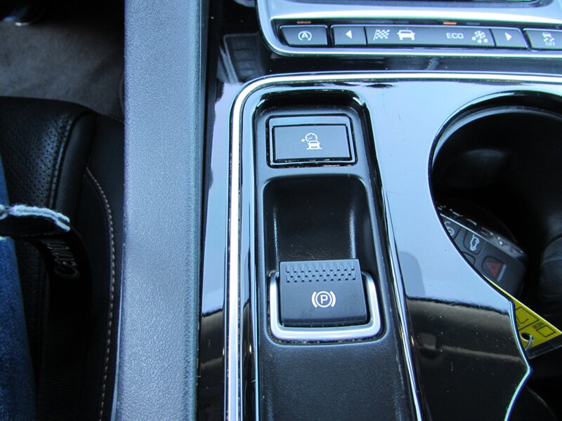 2017 Jaguar F-PACE 35t Prestige - Photo 24 - Dublin, CA 94568
