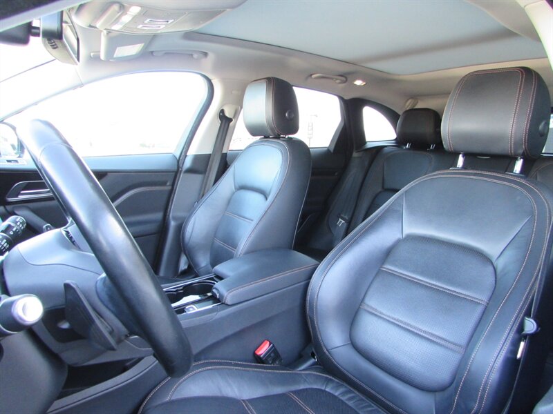 2017 Jaguar F-PACE 35t Prestige - Photo 13 - Dublin, CA 94568