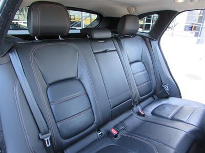 2017 Jaguar F-PACE 35t Prestige - Photo 31 - Dublin, CA 94568