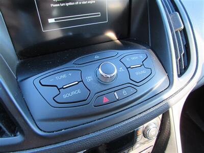 2015 Ford Escape SE   - Photo 16 - Dublin, CA 94568