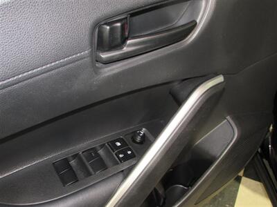 2022 Toyota Corolla Cross LE   - Photo 7 - Dublin, CA 94568