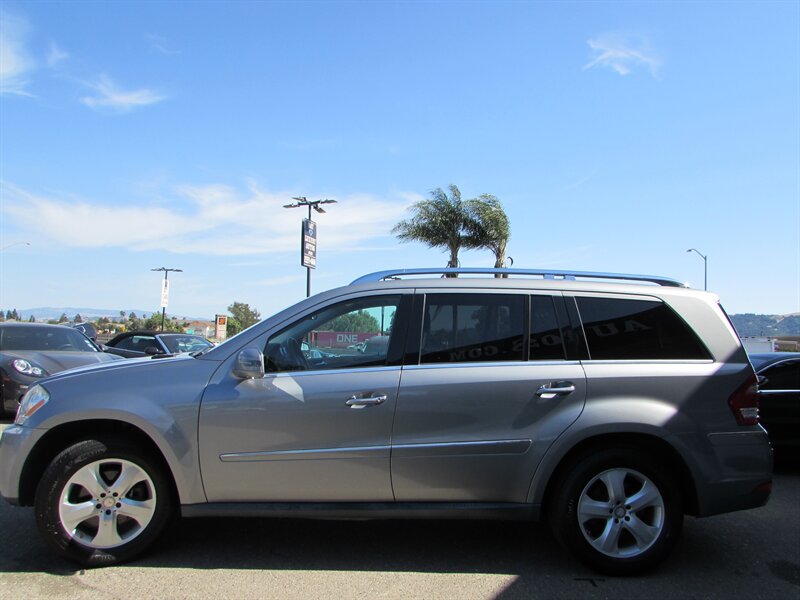 2011 Mercedes-Benz GL 450 4MATIC - Photo 4 - Dublin, CA 94568