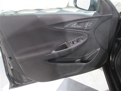 2023 Chevrolet Malibu LT   - Photo 6 - Dublin, CA 94568