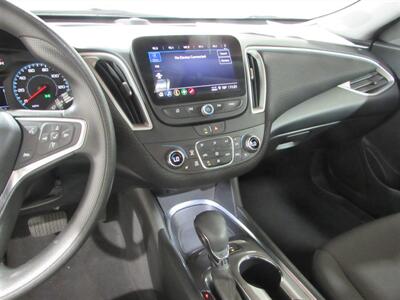 2023 Chevrolet Malibu LT   - Photo 17 - Dublin, CA 94568