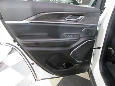 2023 Jeep Grand Cherokee 4xe   - Photo 48 - Dublin, CA 94568