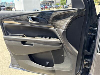 2014 Buick Enclave Premium   - Photo 22 - Daly City, CA 94014