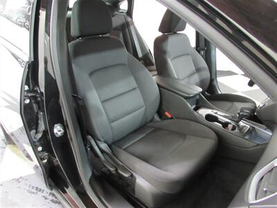 2023 Chevrolet Malibu LT   - Photo 28 - Dublin, CA 94568
