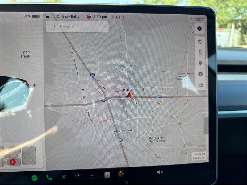 2019 Tesla Model 3 Long Range photo 21