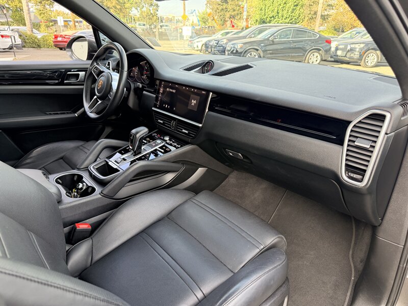 2020 Porsche Cayenne - Photo 27 - Dublin, CA 94568