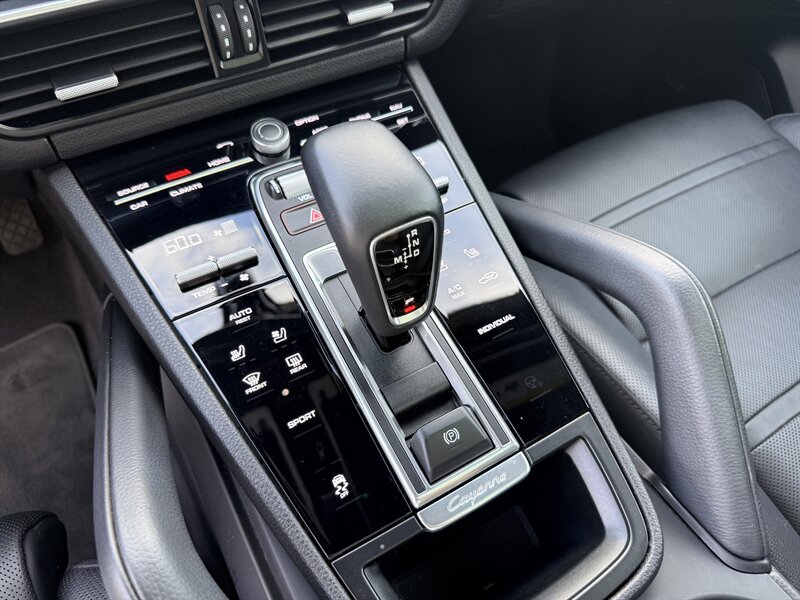 2020 Porsche Cayenne - Photo 18 - Dublin, CA 94568