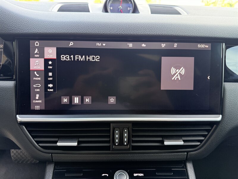 2020 Porsche Cayenne - Photo 17 - Dublin, CA 94568