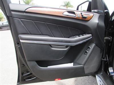 2013 Mercedes-Benz GL 550 4MATIC   - Photo 23 - Dublin, CA 94568