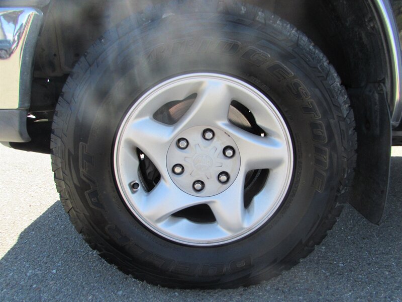 2000 Toyota Tundra SR5 - Photo 24 - Dublin, CA 94568