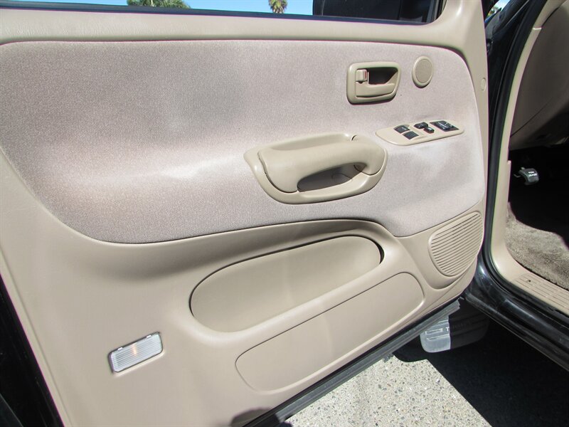 2000 Toyota Tundra SR5 - Photo 15 - Dublin, CA 94568