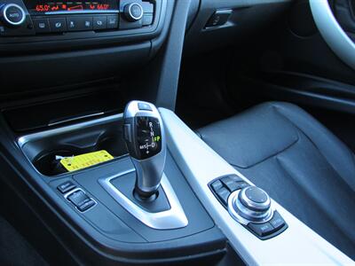 2013 BMW 3 Series 328i - Photo 10 - Dublin, CA 94568