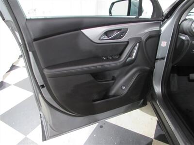 2024 Chevrolet Blazer   - Photo 11 - Dublin, CA 94568