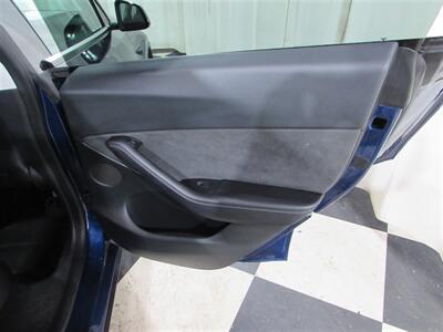 2022 Tesla Model Y Long Range   - Photo 22 - Dublin, CA 94568