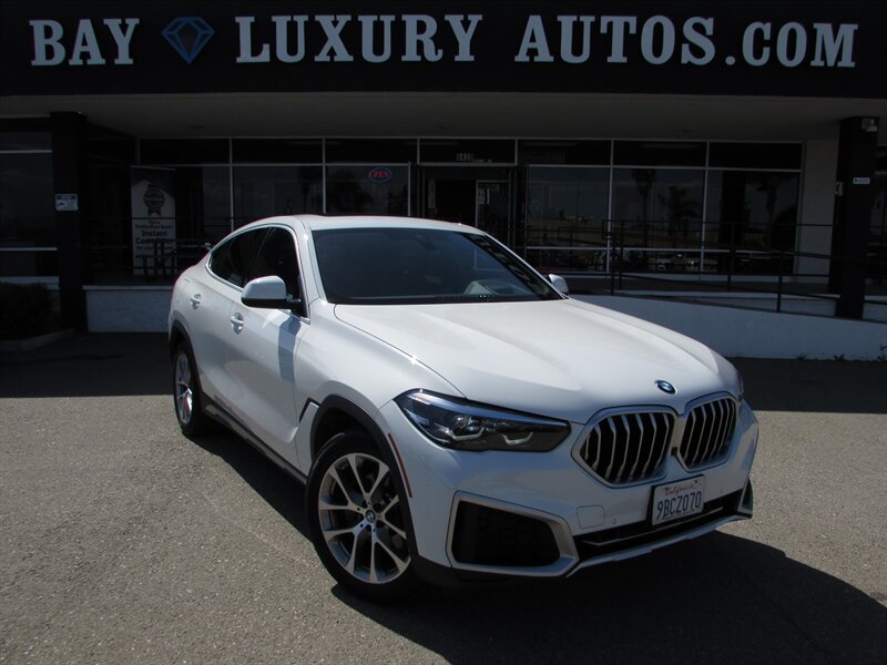 2022 BMW X6 xDrive40i  