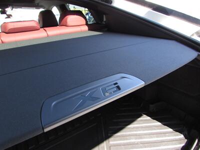 2022 BMW X6 xDrive40i   - Photo 32 - Dublin, CA 94568