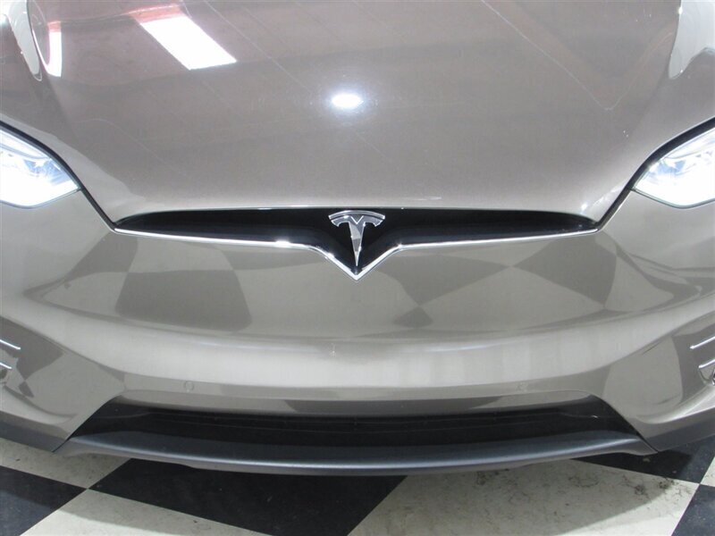 2016 Tesla Model X 75D   - Photo 24 - Dublin, CA 94568