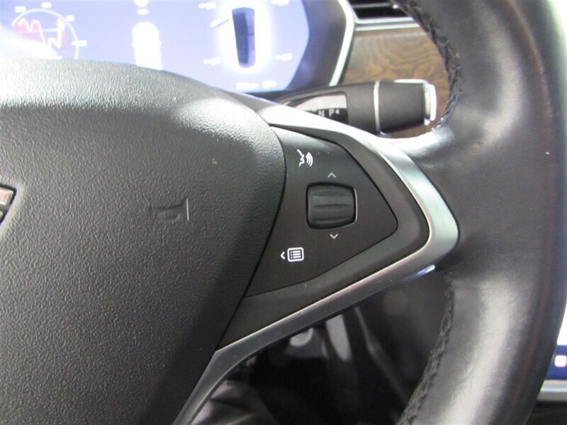 2016 Tesla Model X 75D   - Photo 68 - Dublin, CA 94568