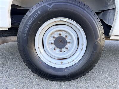 2012 Ford E-350 SD XLT - Photo 26 - Dublin, CA 94568