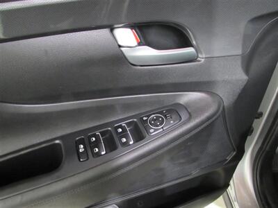 2023 Hyundai SANTA FE SEL   - Photo 9 - Dublin, CA 94568