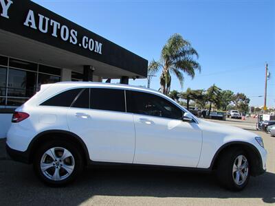 2017 Mercedes-Benz GLC GLC 300 4MATIC - Photo 10 - Dublin, CA 94568