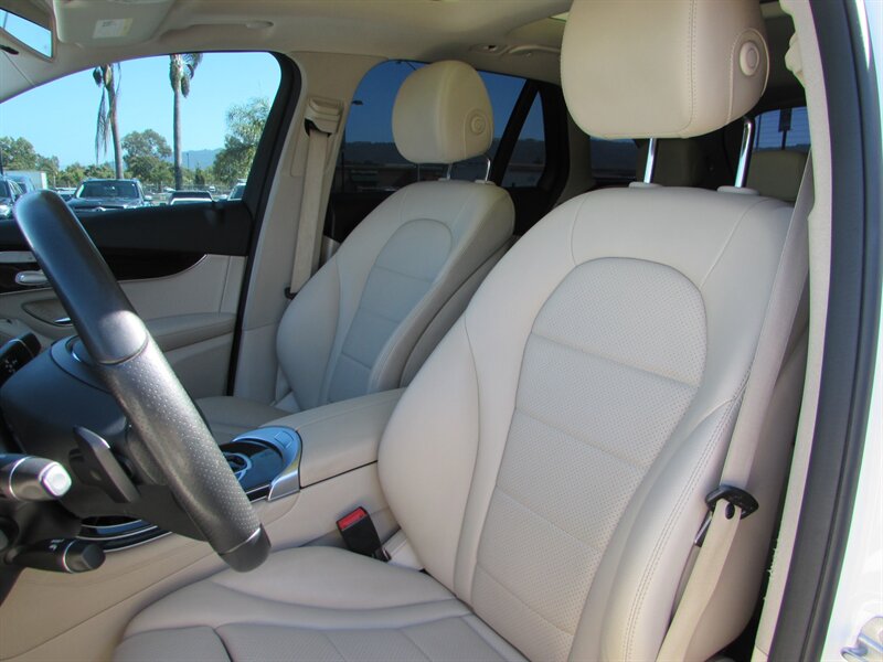 2017 Mercedes-Benz GLC GLC 300 4MATIC - Photo 12 - Dublin, CA 94568