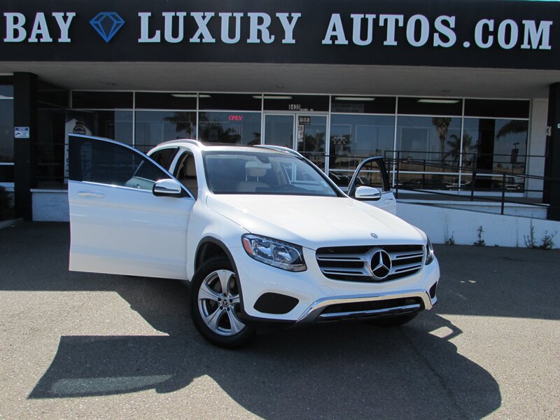 2017 Mercedes-Benz GLC GLC 300 4MATIC - Photo 32 - Dublin, CA 94568