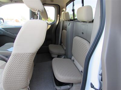 2012 Nissan Frontier SV V6   - Photo 18 - Dublin, CA 94568