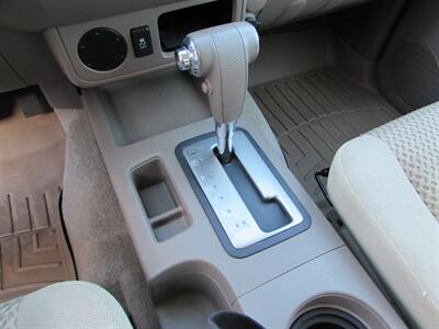 2012 Nissan Frontier SV V6   - Photo 16 - Dublin, CA 94568