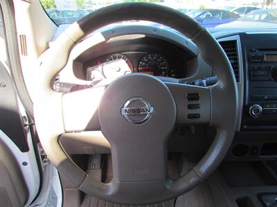2012 Nissan Frontier SV V6   - Photo 11 - Dublin, CA 94568