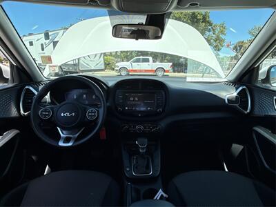 2023 Kia Soul LX - Photo 38 - Dublin, CA 94568