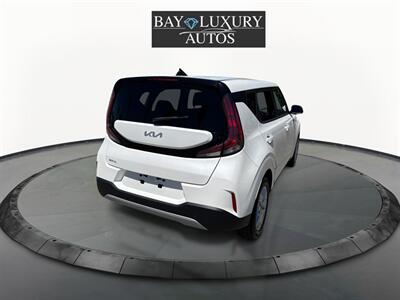 2023 Kia Soul LX - Photo 6 - Dublin, CA 94568