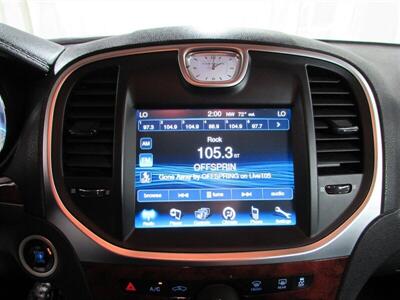 2012 Chrysler 300 Series Limited   - Photo 32 - Dublin, CA 94568
